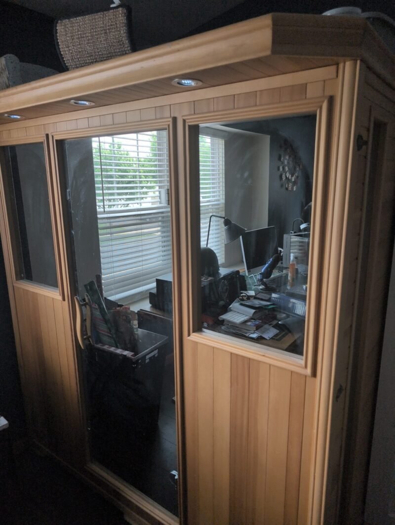 Like-New 2021 Good Health 3-Person Sauna, Carpentersville