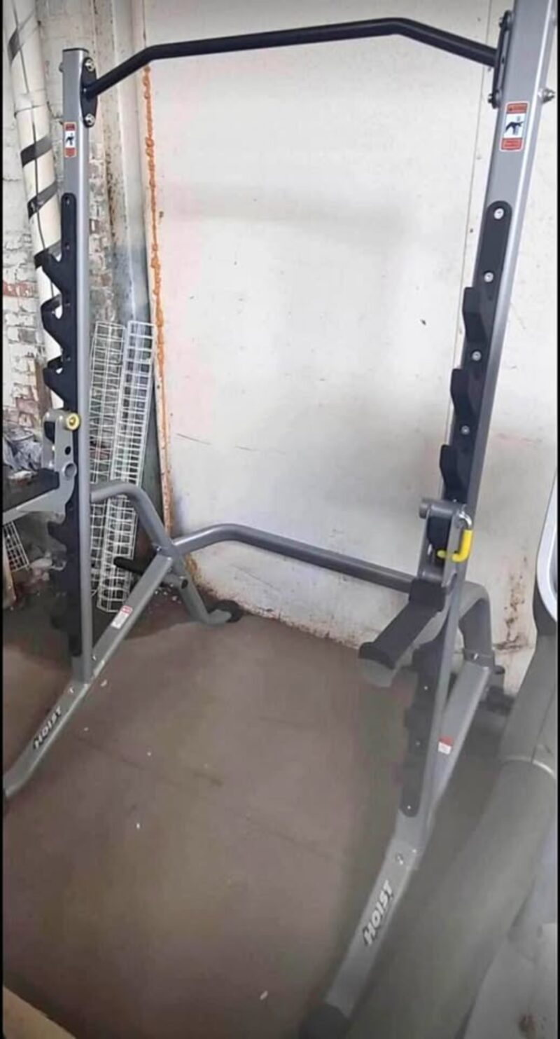 Like-New 2025 Hoist HF-970 Squat Rack, Westport