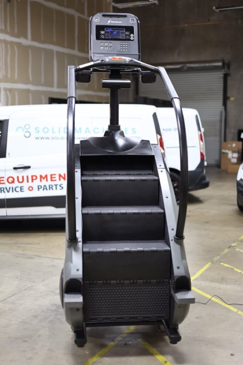 Near-New 2024 StairMaster 8G Gauntlet Stepmill, Sacramento