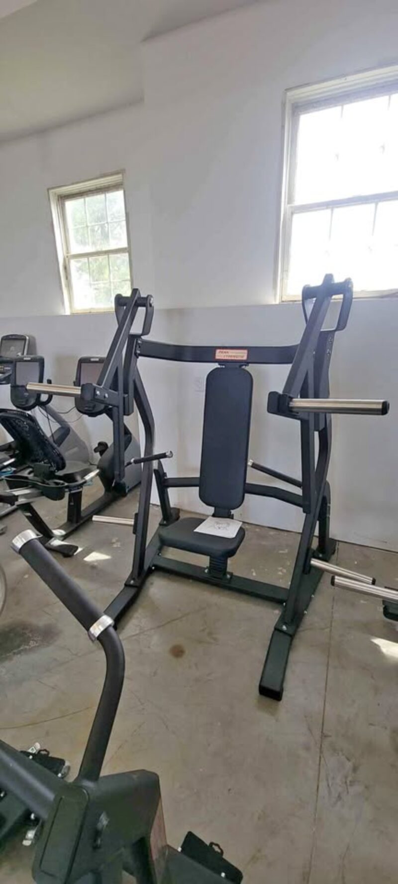 Like-New 2025 Peak Strength Chest Press, Eldridge