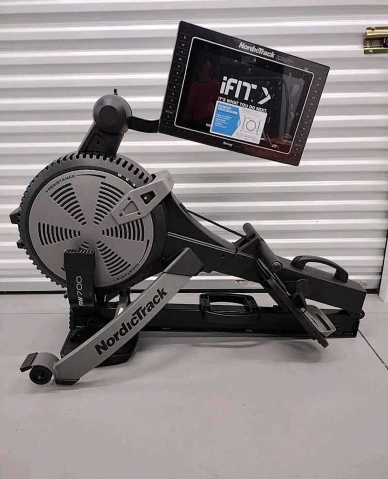 Like-New RW700 Rower - Mebane, NC