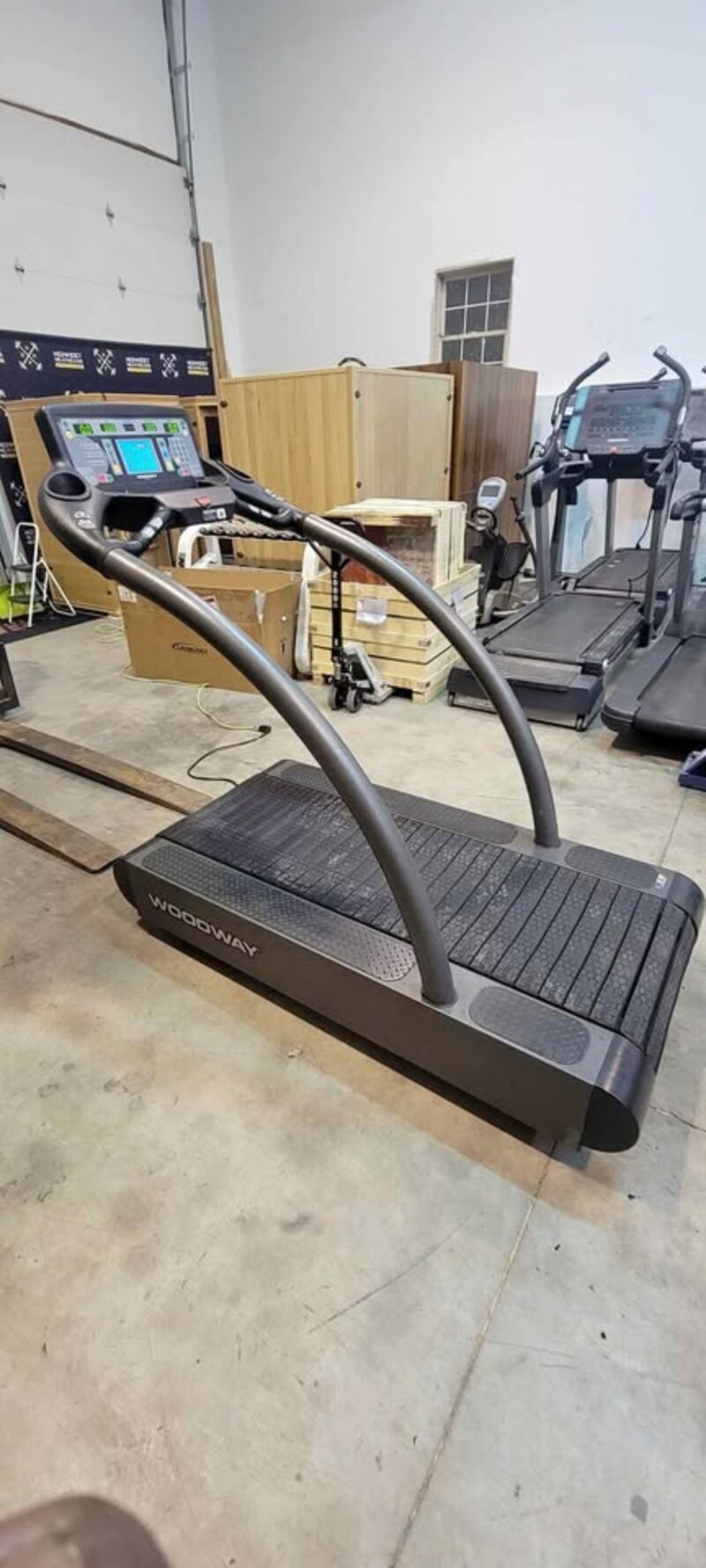 Treadmill: Entry level