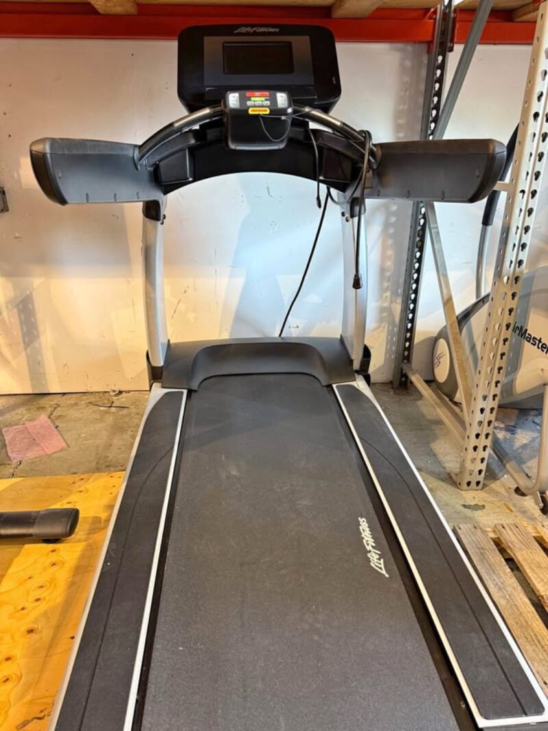 Treadmill: Entry level