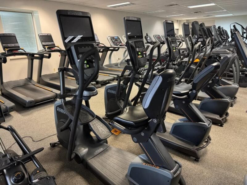 Near-New 2023 Octane XRide XR6000s Elliptical, Youngstown