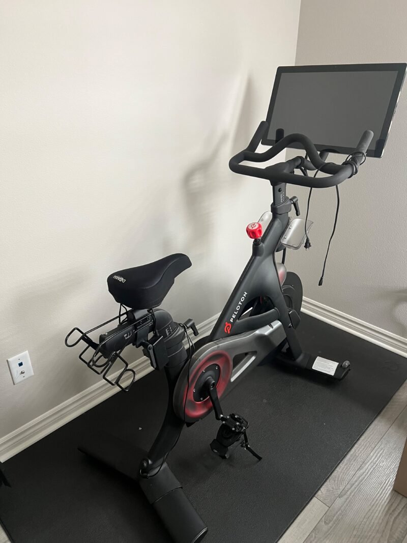 Like-New 2020 Peloton Bike 2nd Gen, ~18 Rides, Duarte
