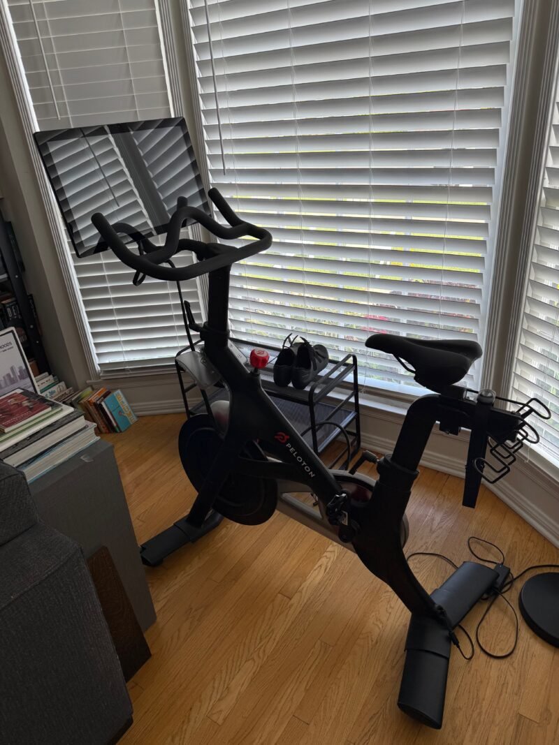 Like-New 2022 Peloton Bike 3rd Gen, ~18 Rides, Los Angeles - Image 3